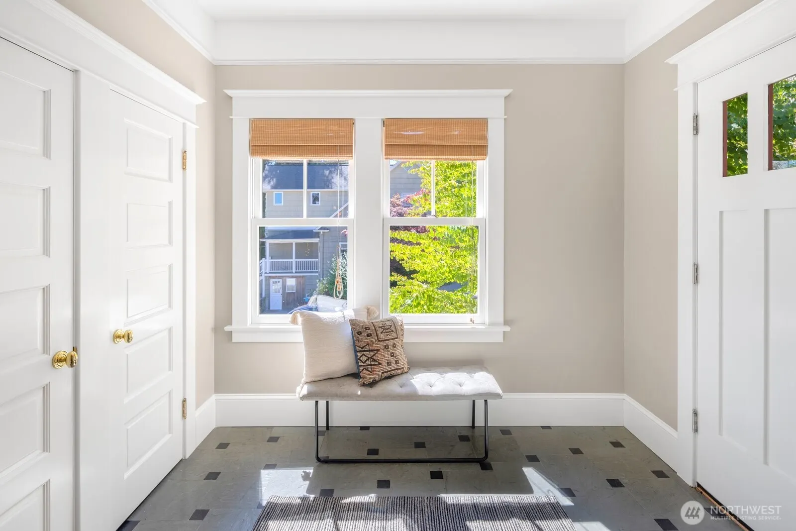 2614 E Roy Street , Seattle, WA 98112