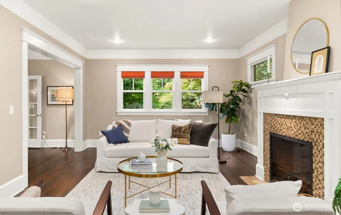 2614 E Roy Street , Seattle, WA 98112