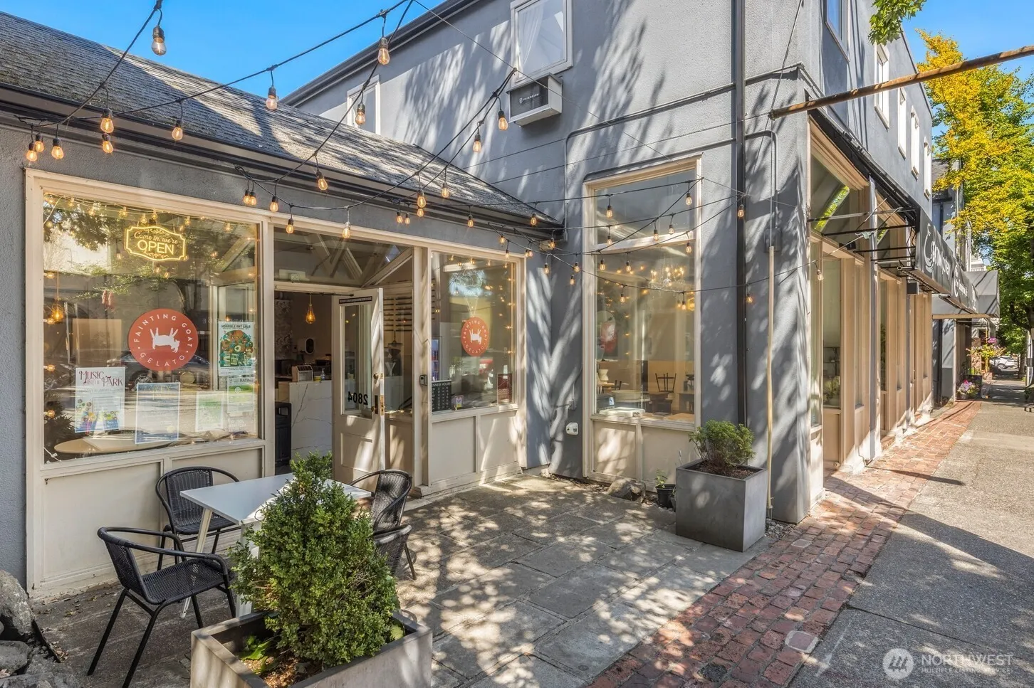 2614 E Roy Street , Seattle, WA 98112