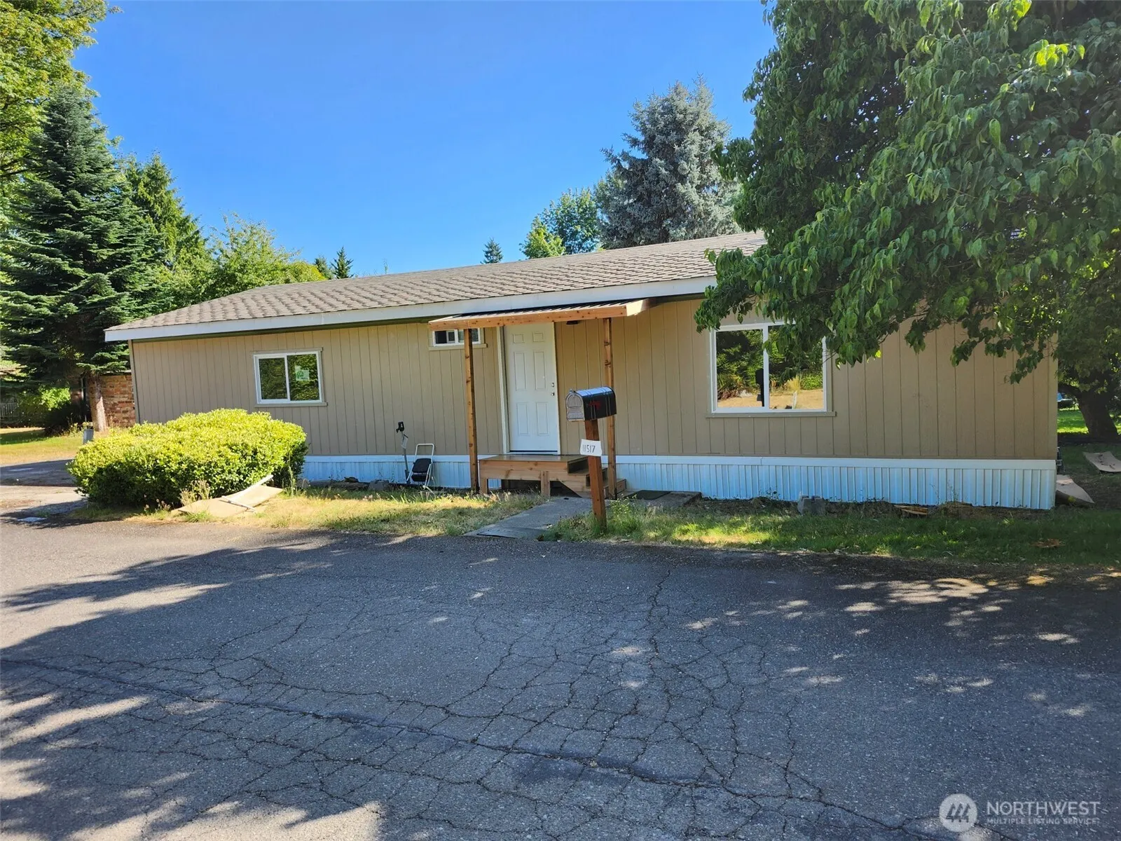 11517 155th Avenue SE, Renton, WA 98058