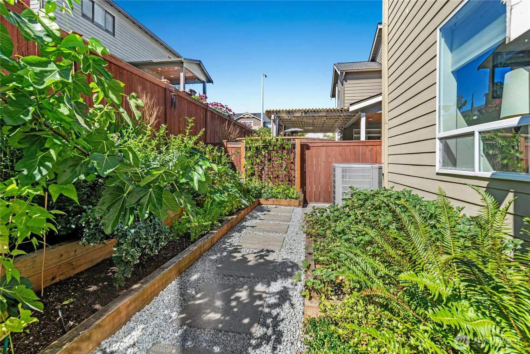 15414 7TH Place W, Lynnwood, WA 98087