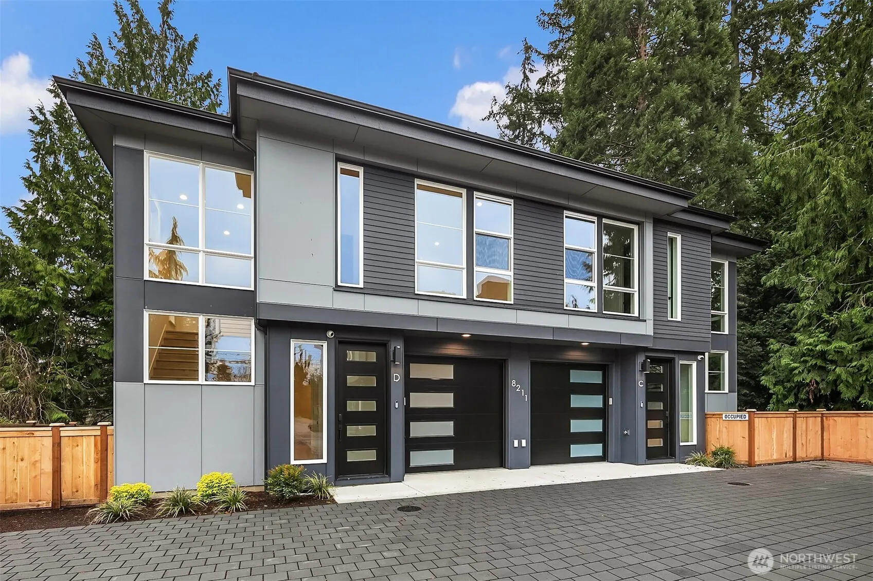 8211 NE 124th Street #D, Kirkland, WA 98034
