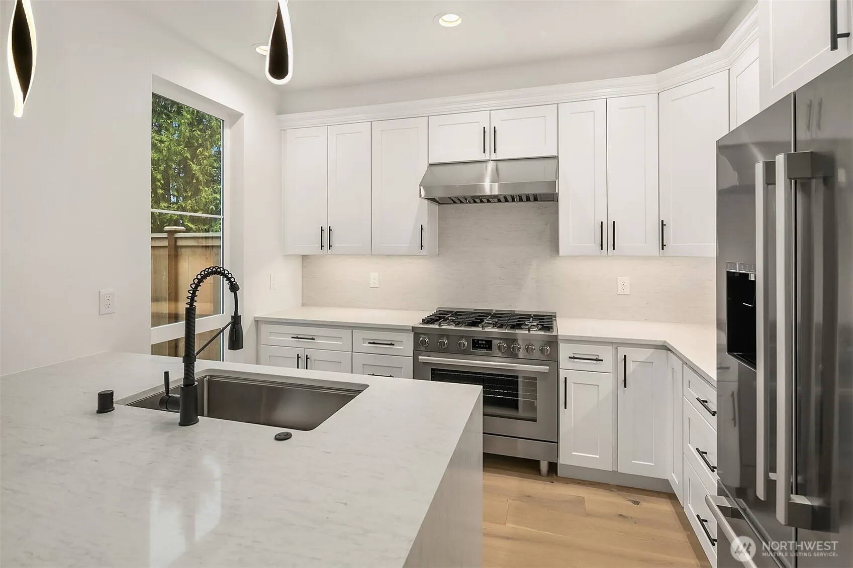 8211 NE 124th Street #D, Kirkland, WA 98034