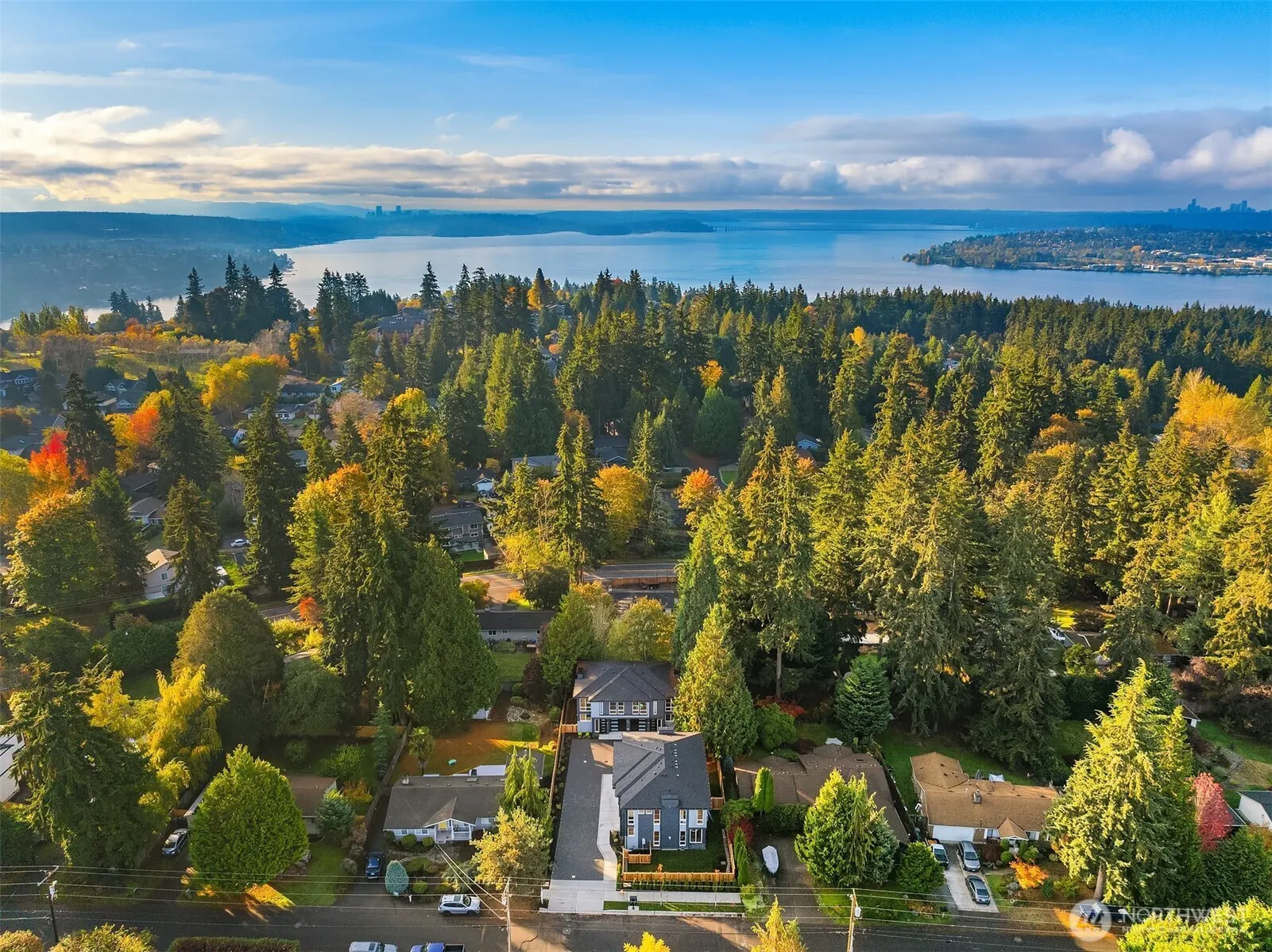 8211 NE 124th Street #D, Kirkland, WA 98034