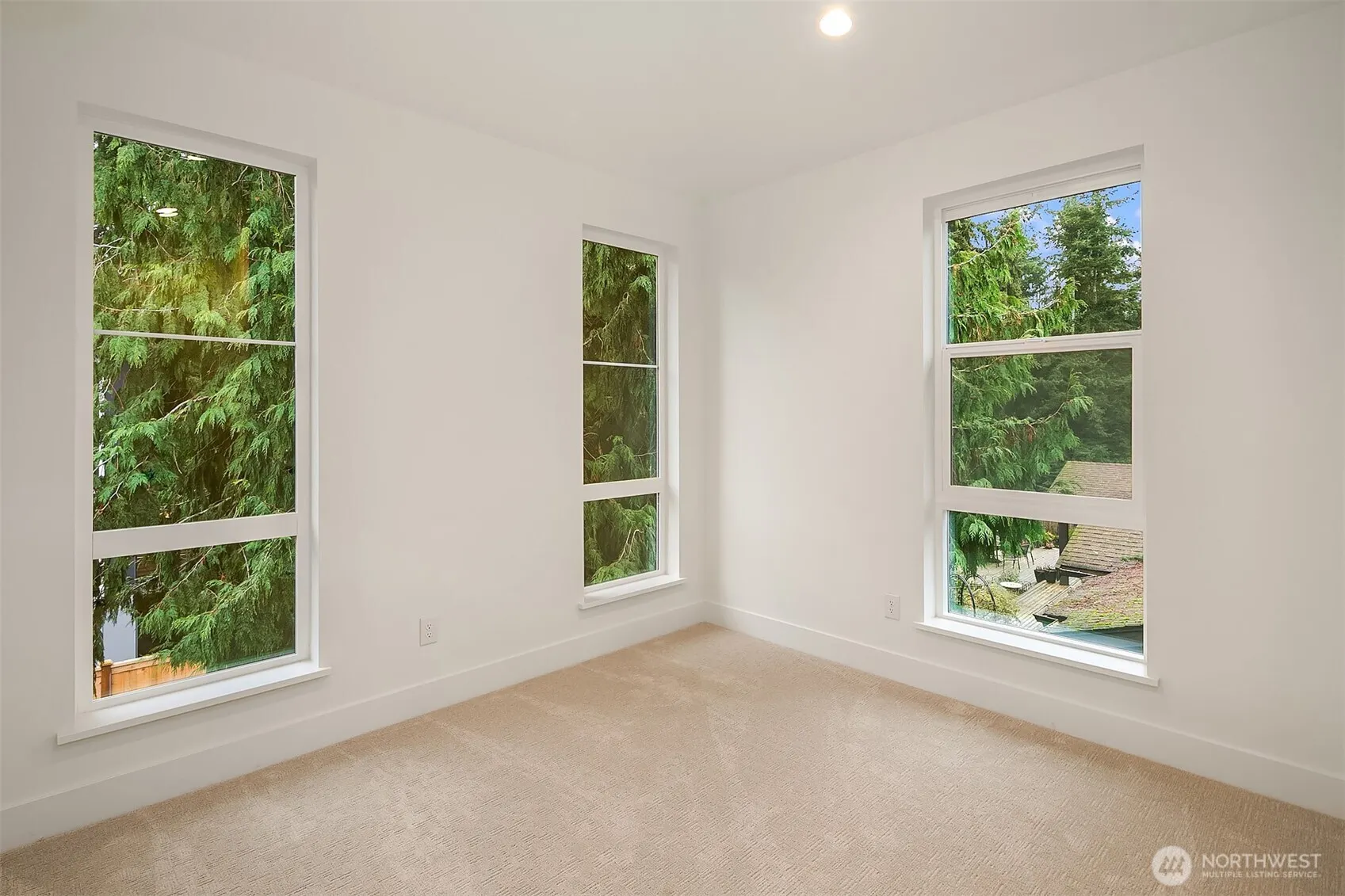 8211 NE 124th Street #D, Kirkland, WA 98034