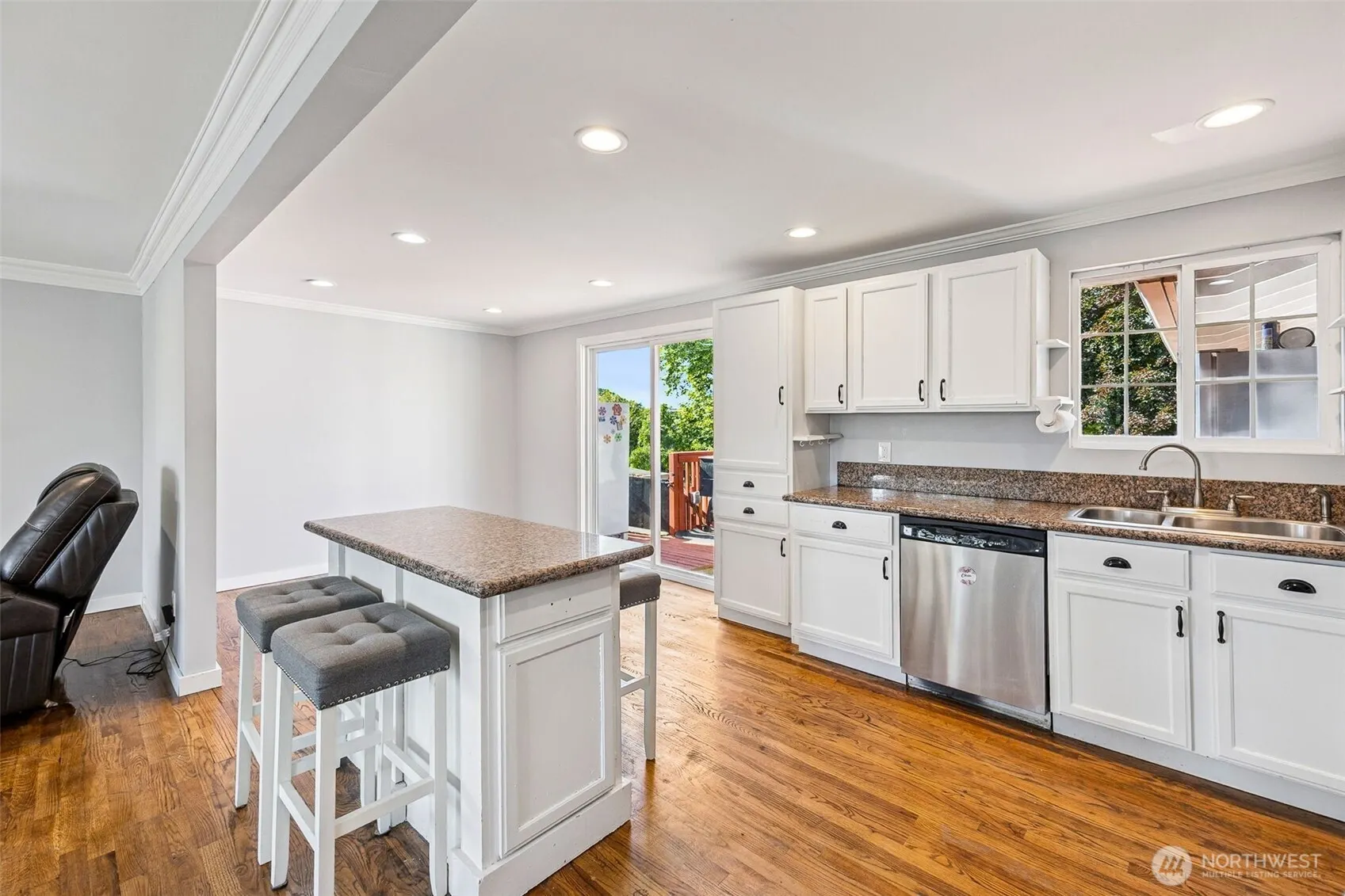 10606 SE 226th Street , Kent, WA 98031