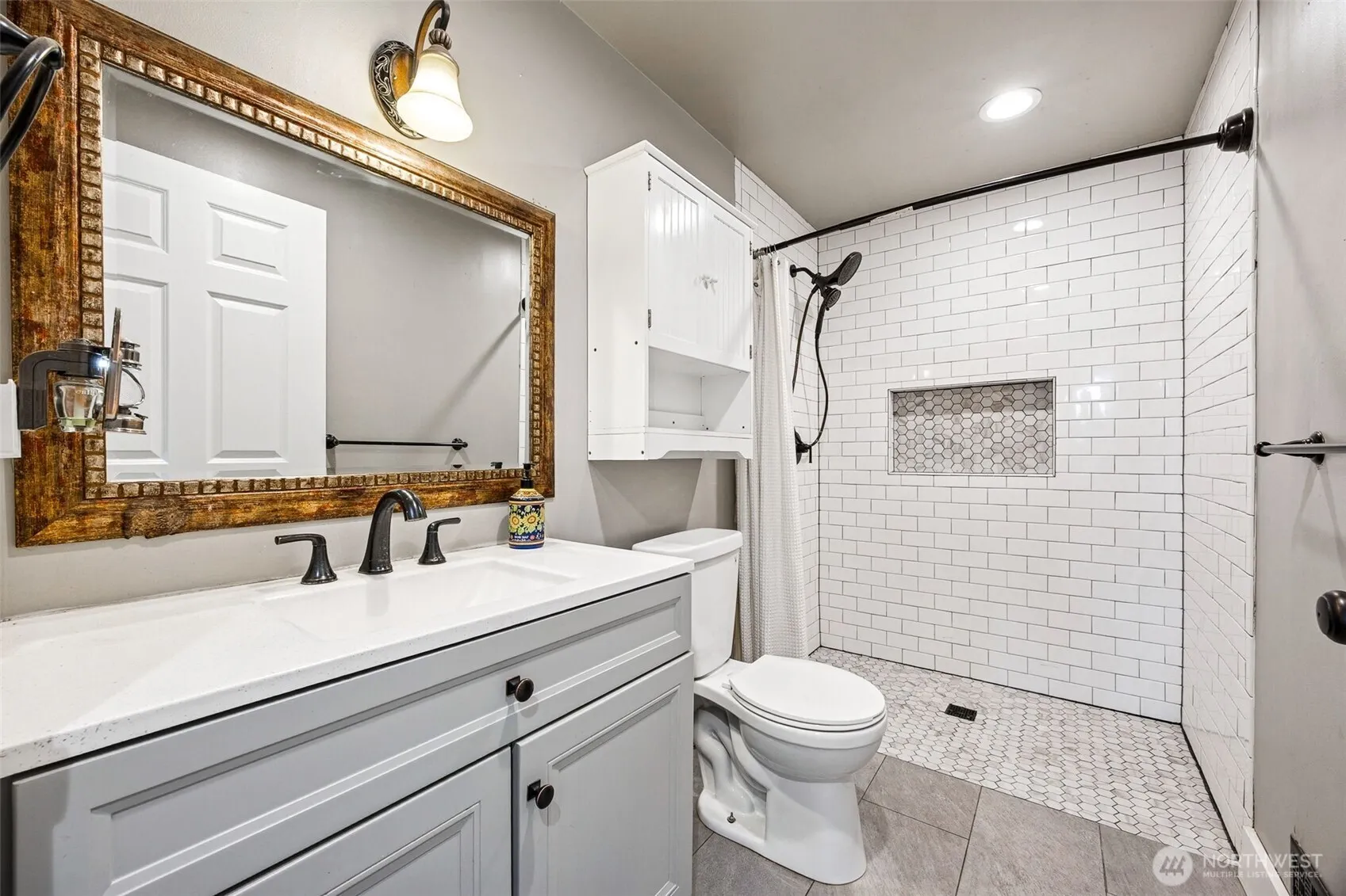 10606 SE 226th Street , Kent, WA 98031