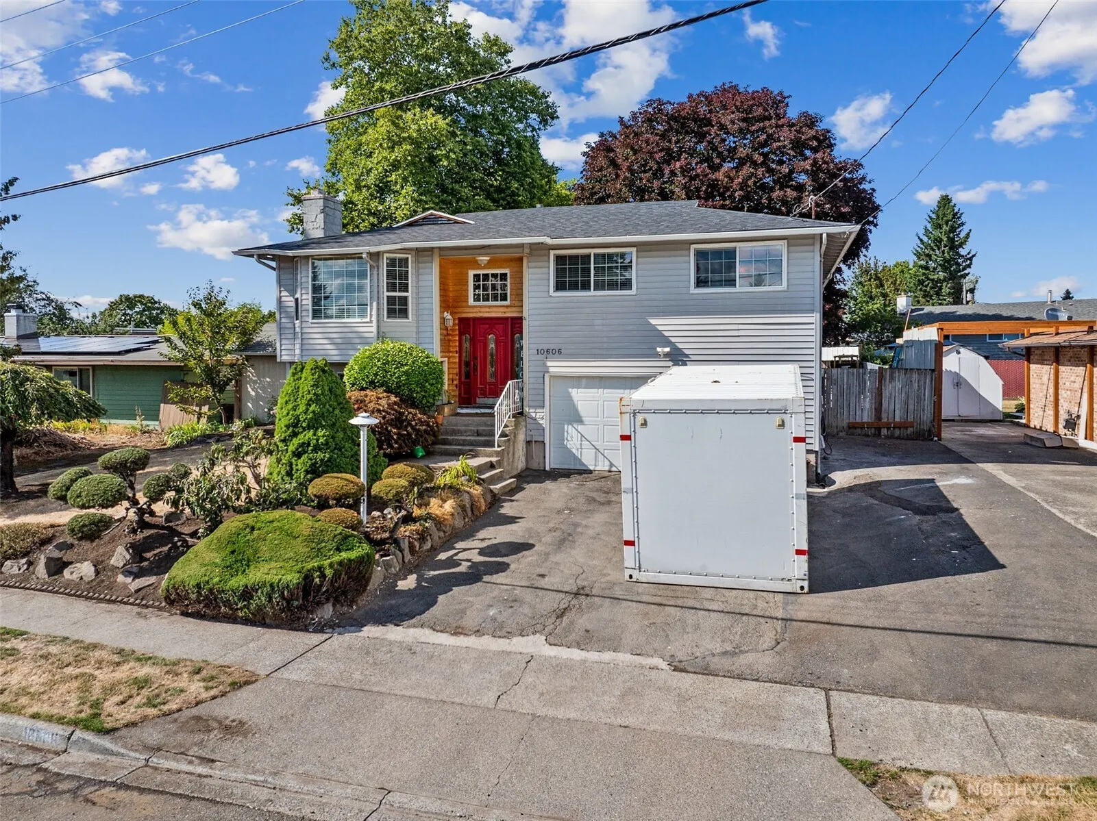 10606 SE 226th Street , Kent, WA 98031