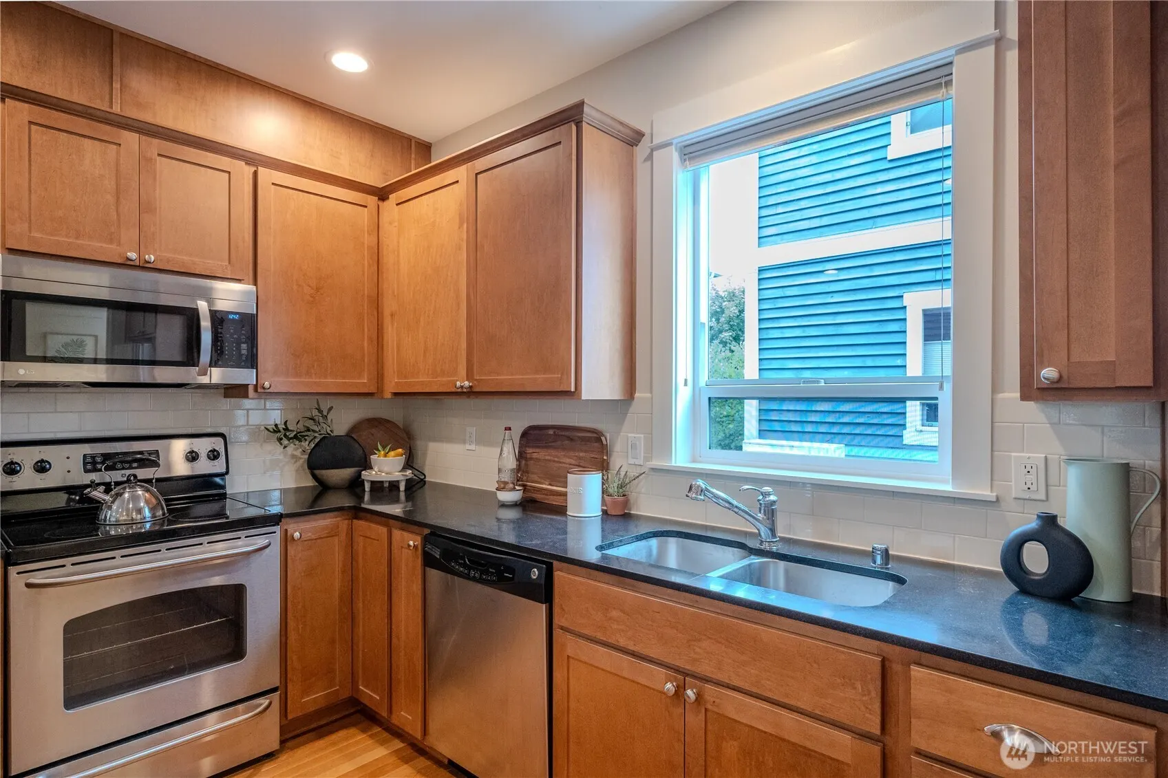 511 N 46th Street #A, Seattle, WA 98103