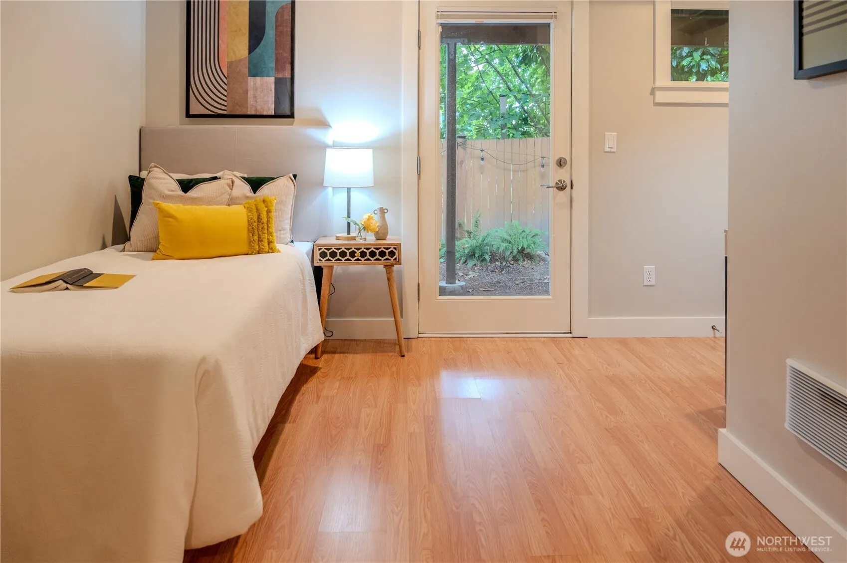 511 N 46th Street #A, Seattle, WA 98103