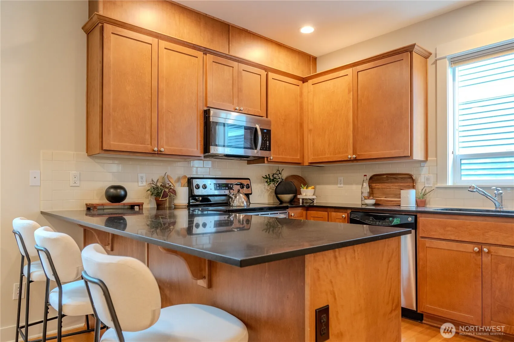 511 N 46th Street #A, Seattle, WA 98103