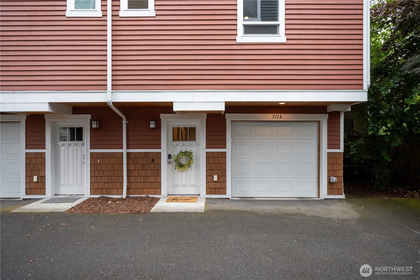 511 N 46th Street #A, Seattle, WA 98103