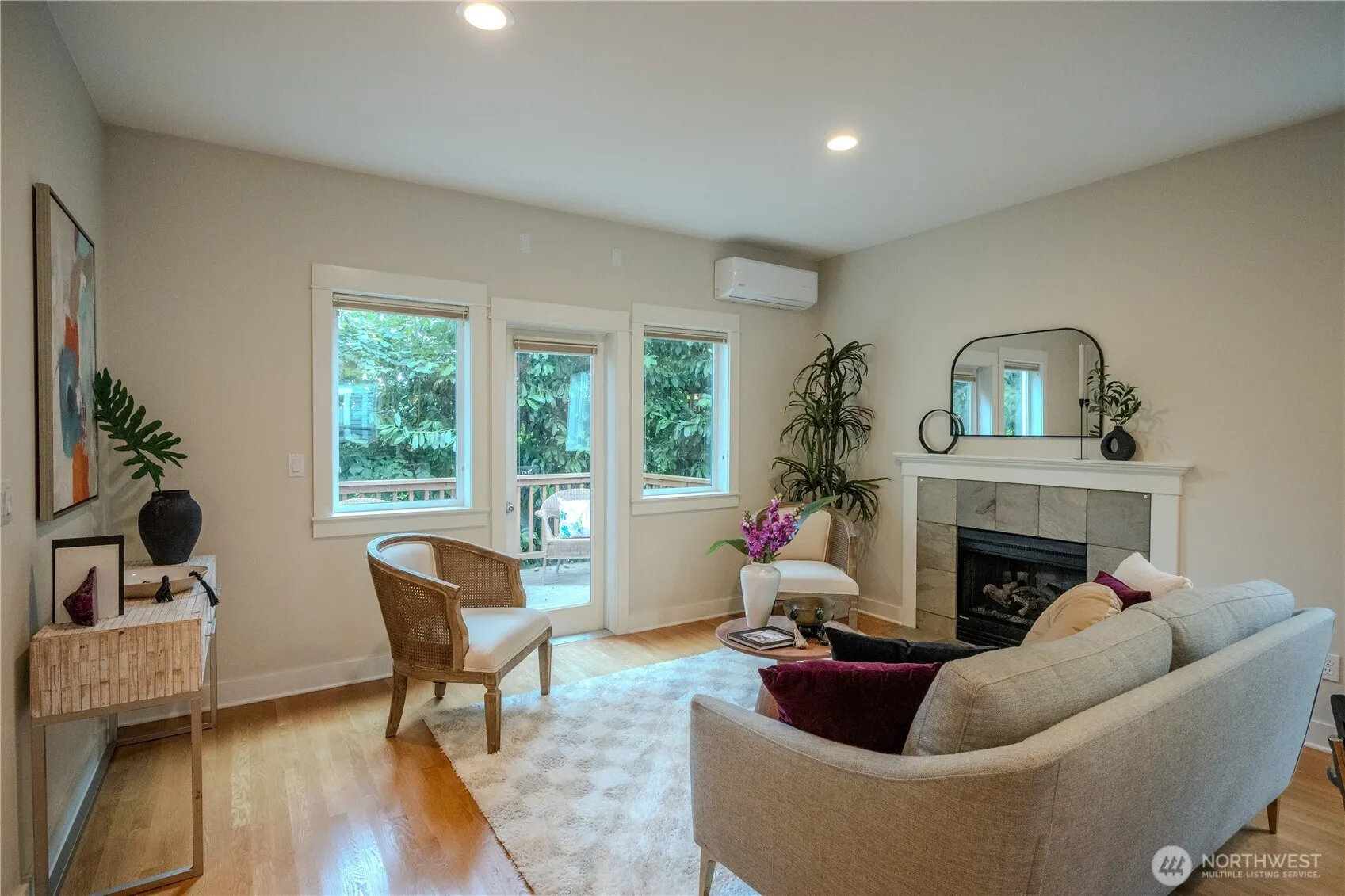 511 N 46th Street #A, Seattle, WA 98103