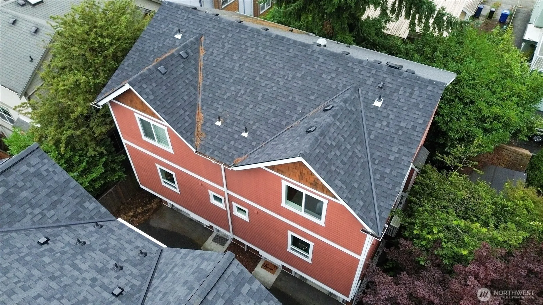 511 N 46th Street #A, Seattle, WA 98103