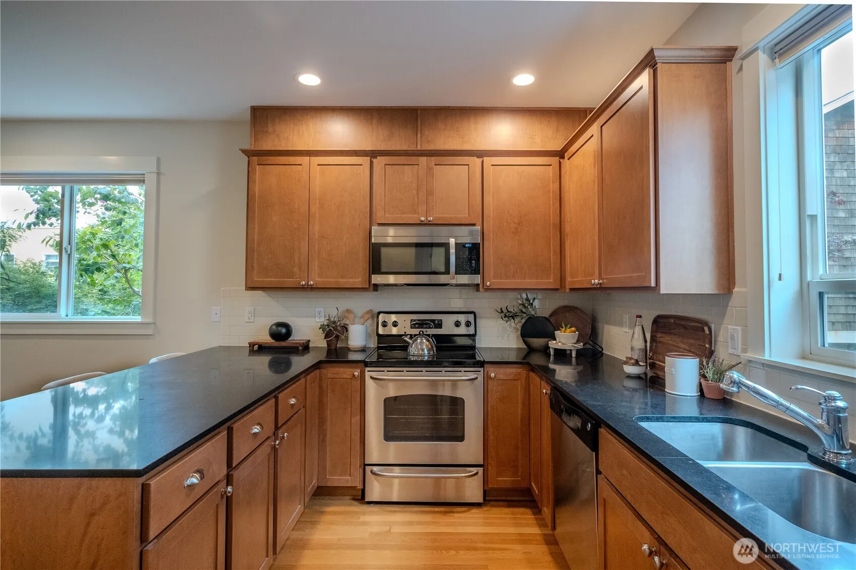 511 N 46th Street #A, Seattle, WA 98103