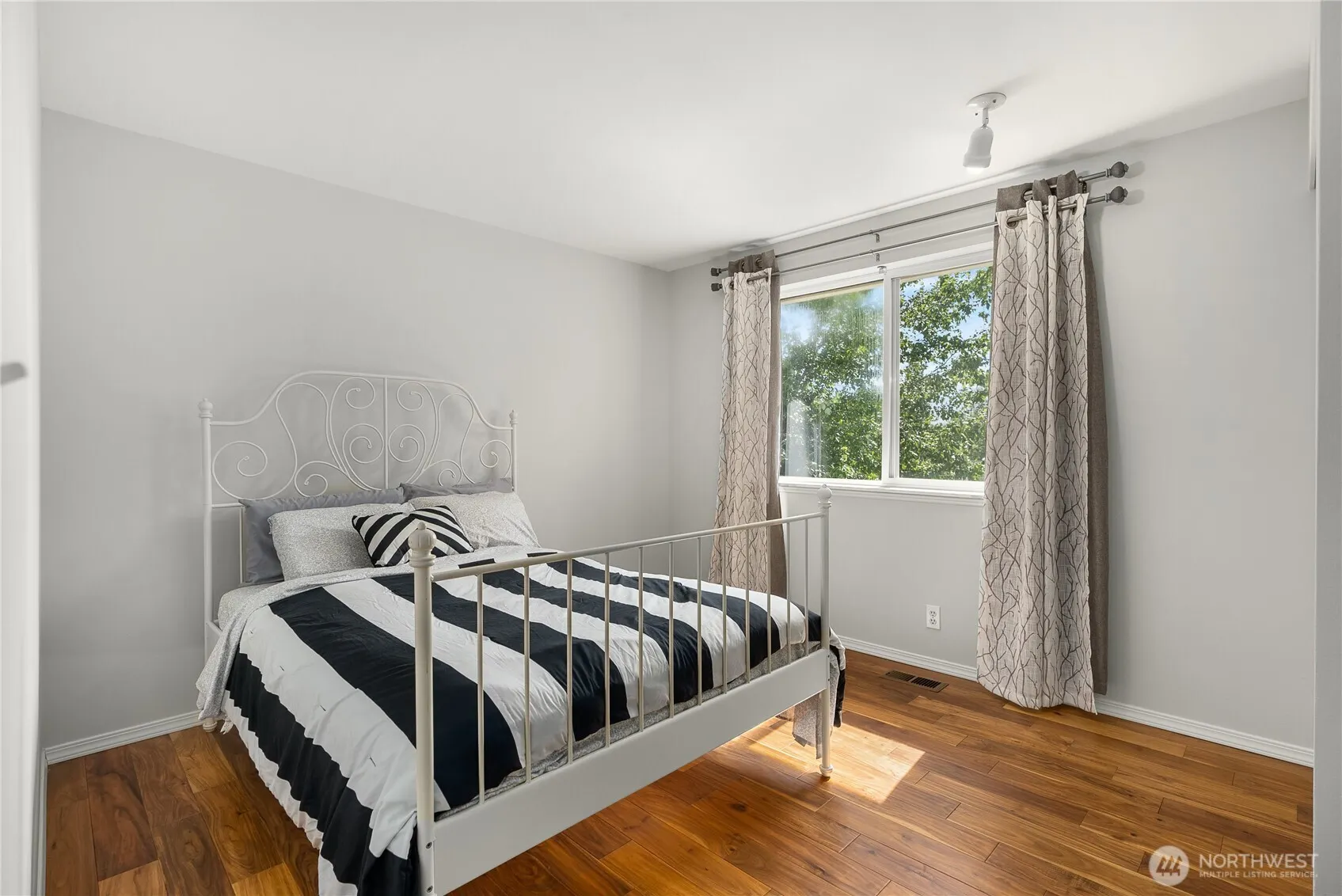 19013 112th Place SE, Renton, WA 98055