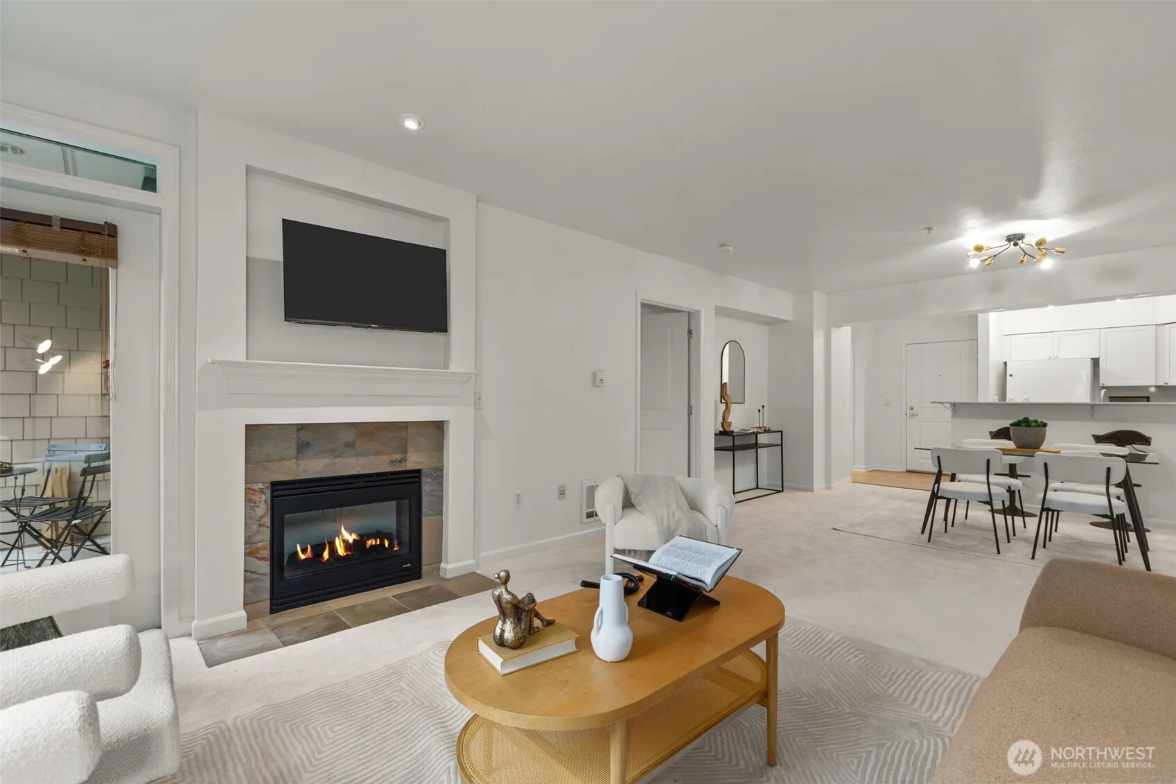1525 NW 57th Street #303, Seattle, WA 98107