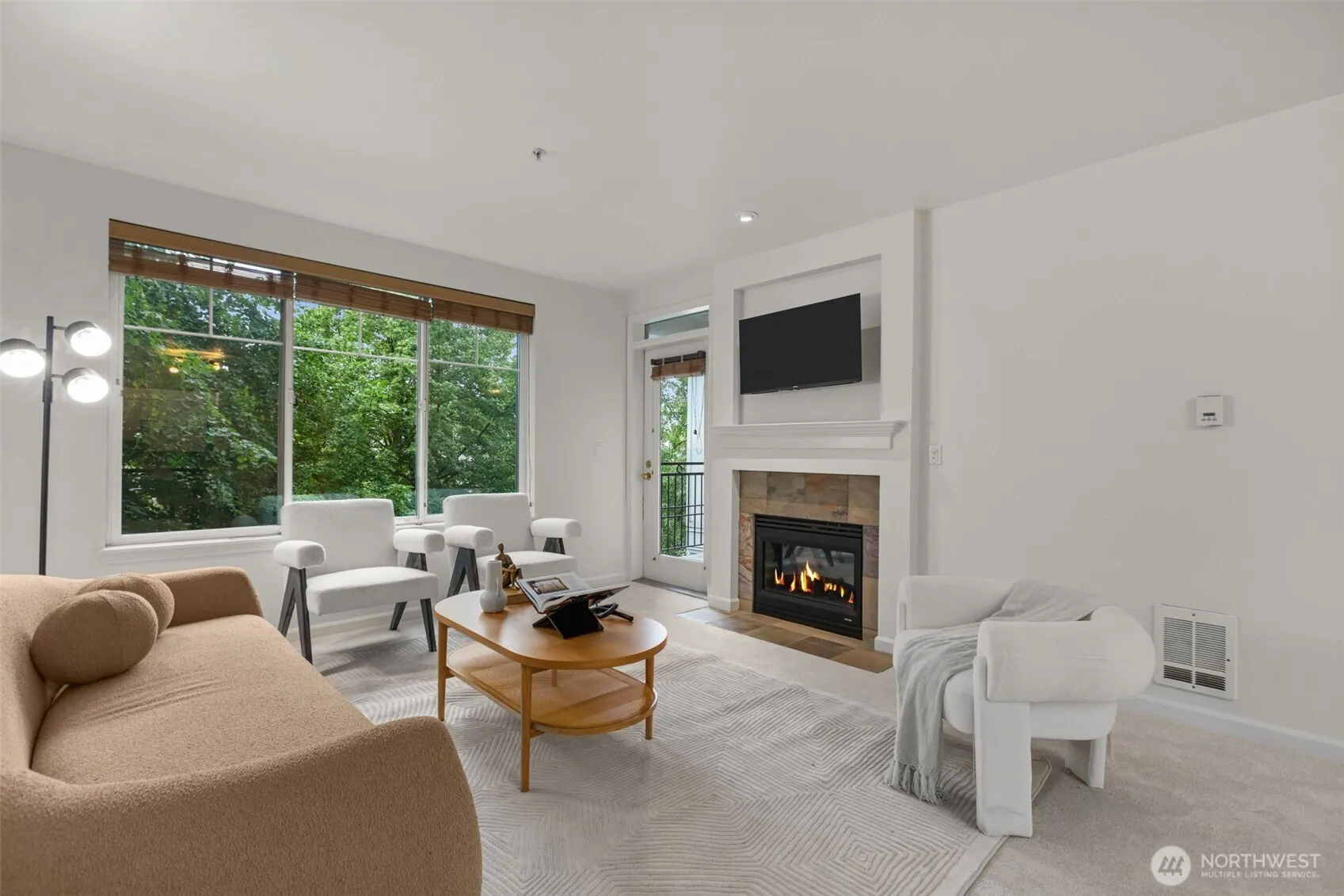 1525 NW 57th Street #303, Seattle, WA 98107