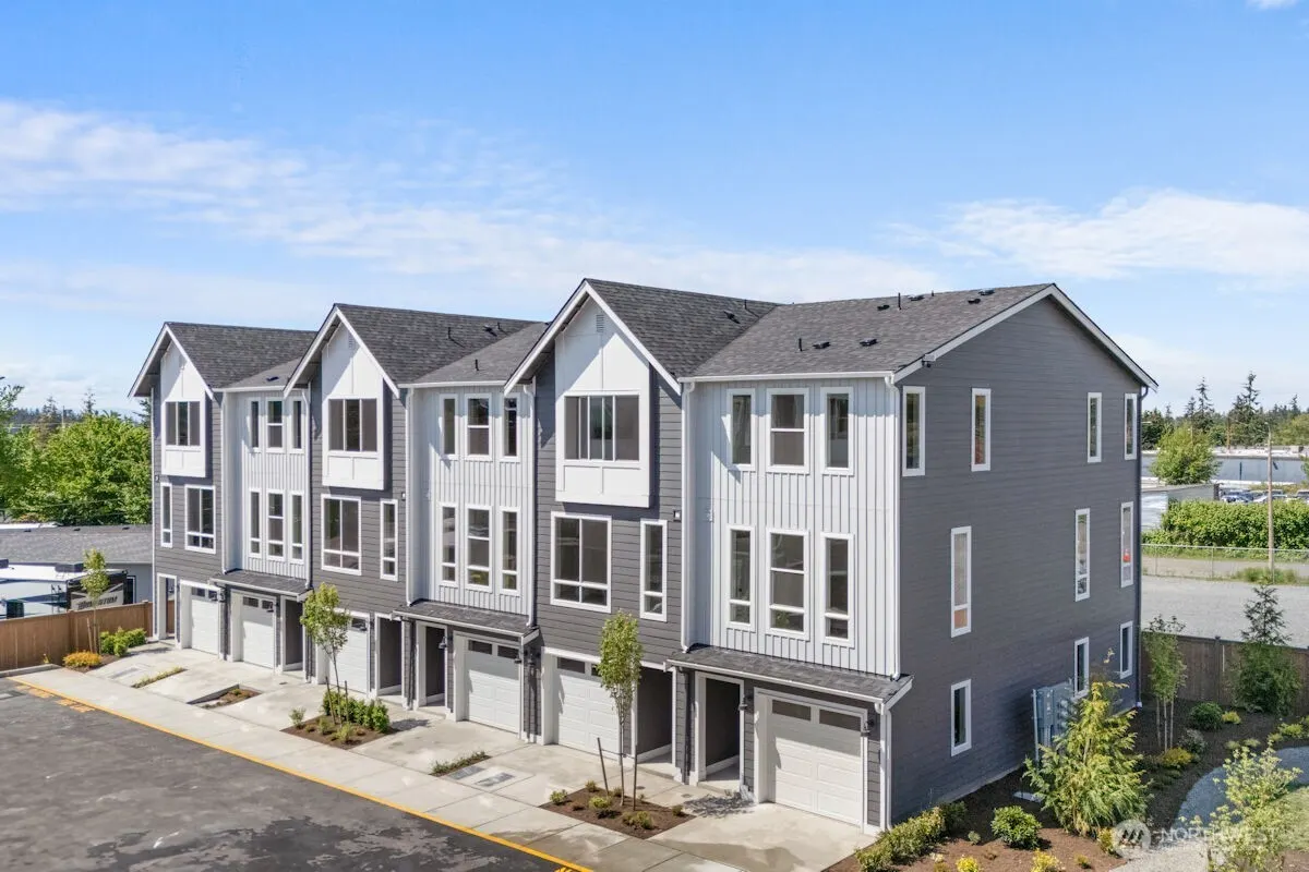 15726 40TH Avenue W #B5, Lynnwood, WA 98087