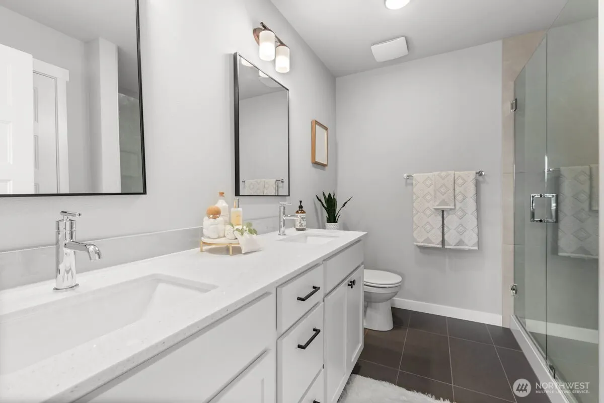 15726 40TH Avenue W #B5, Lynnwood, WA 98087