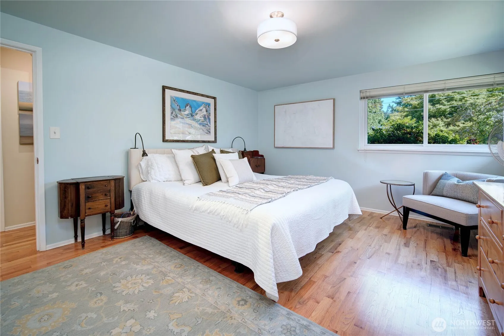 4111 NE 103rd Place , Seattle, WA 98125