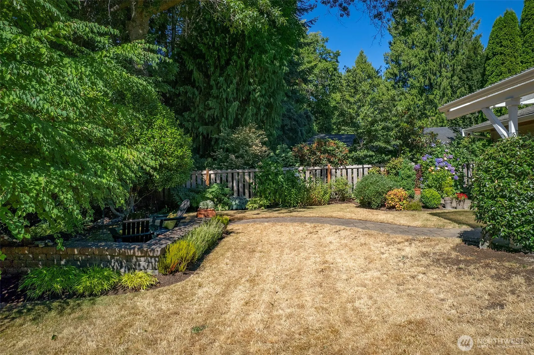 4111 NE 103rd Place , Seattle, WA 98125