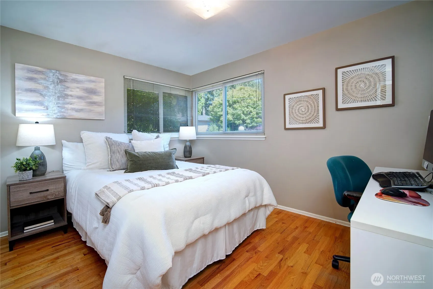4111 NE 103rd Place , Seattle, WA 98125