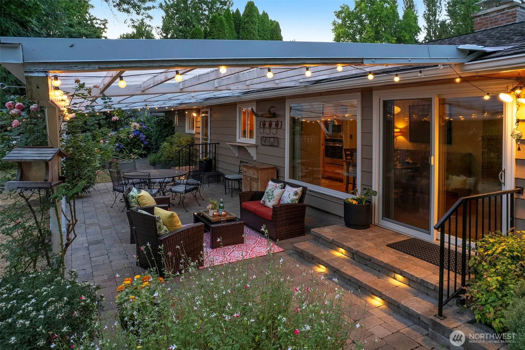 4111 NE 103rd Place , Seattle, WA 98125
