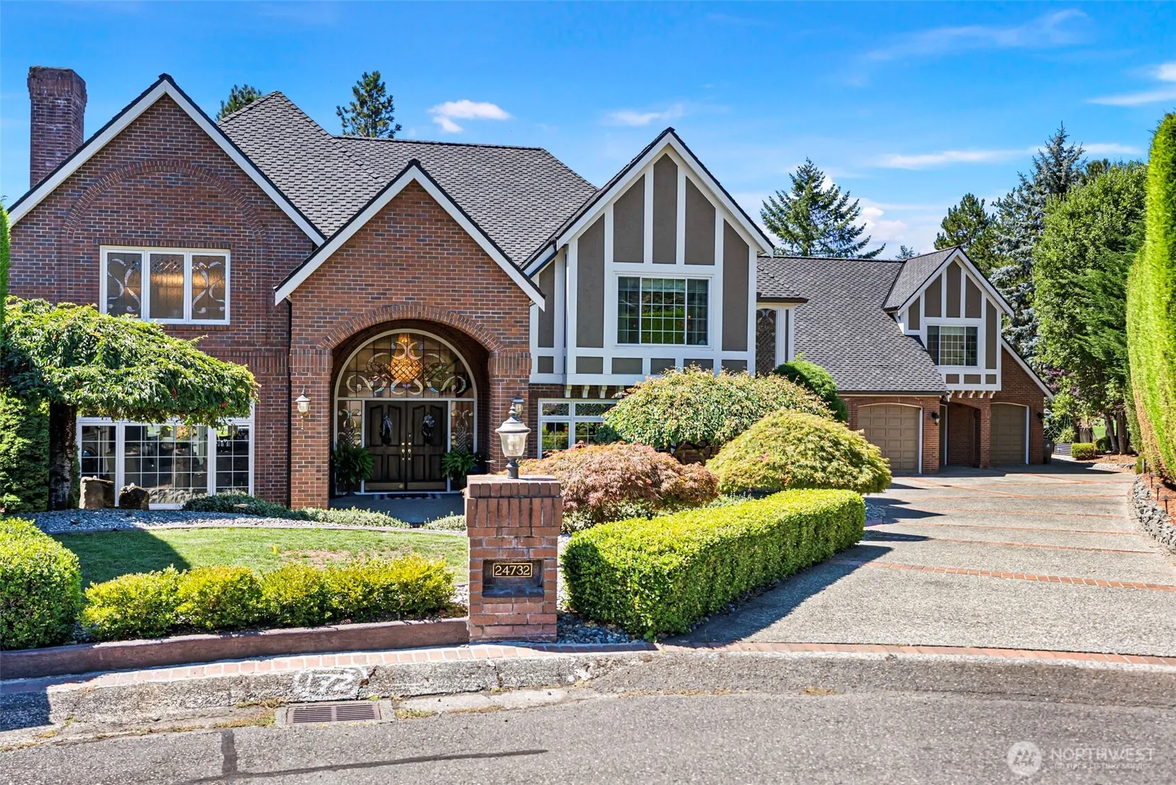 24732 142nd Avenue SE, Kent, WA 98042