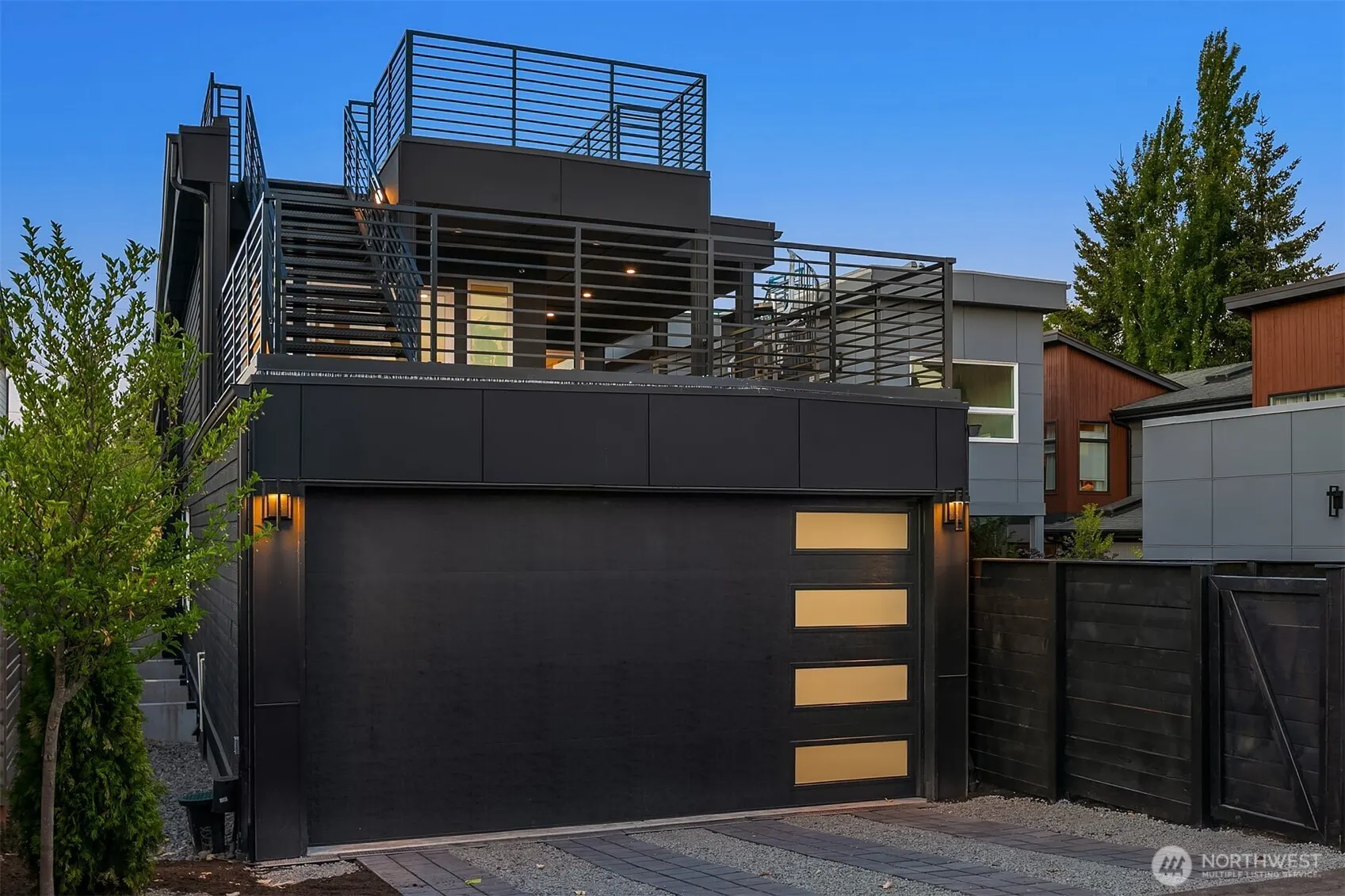 421 14th Avenue W, Kirkland, WA 98033