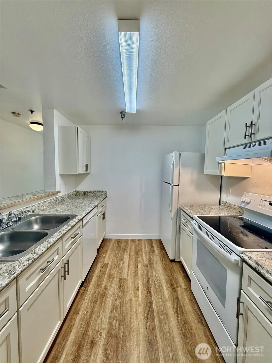 975 Aberdeen Avenue NE #E403, Renton, WA 98056