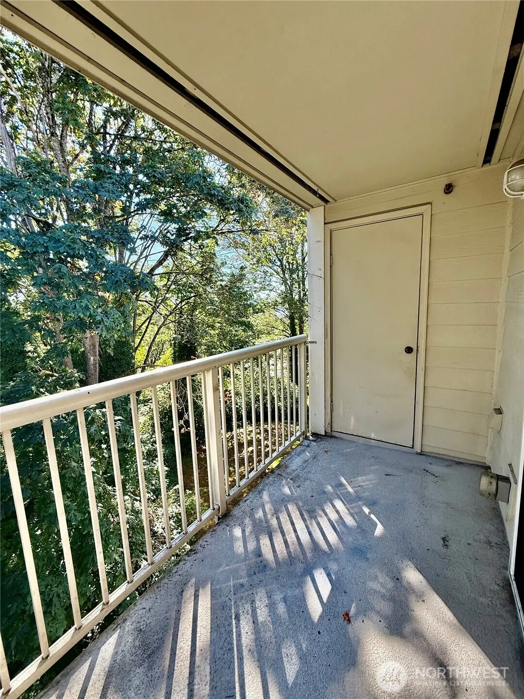975 Aberdeen Avenue NE #E403, Renton, WA 98056