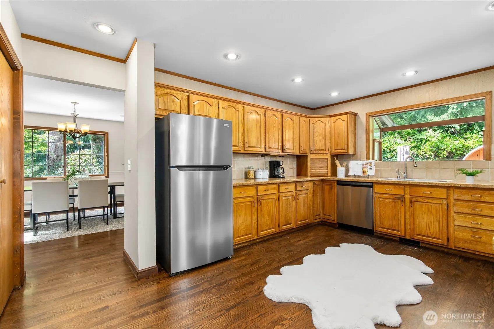 21710 NE 97th Place , Redmond, WA 98053