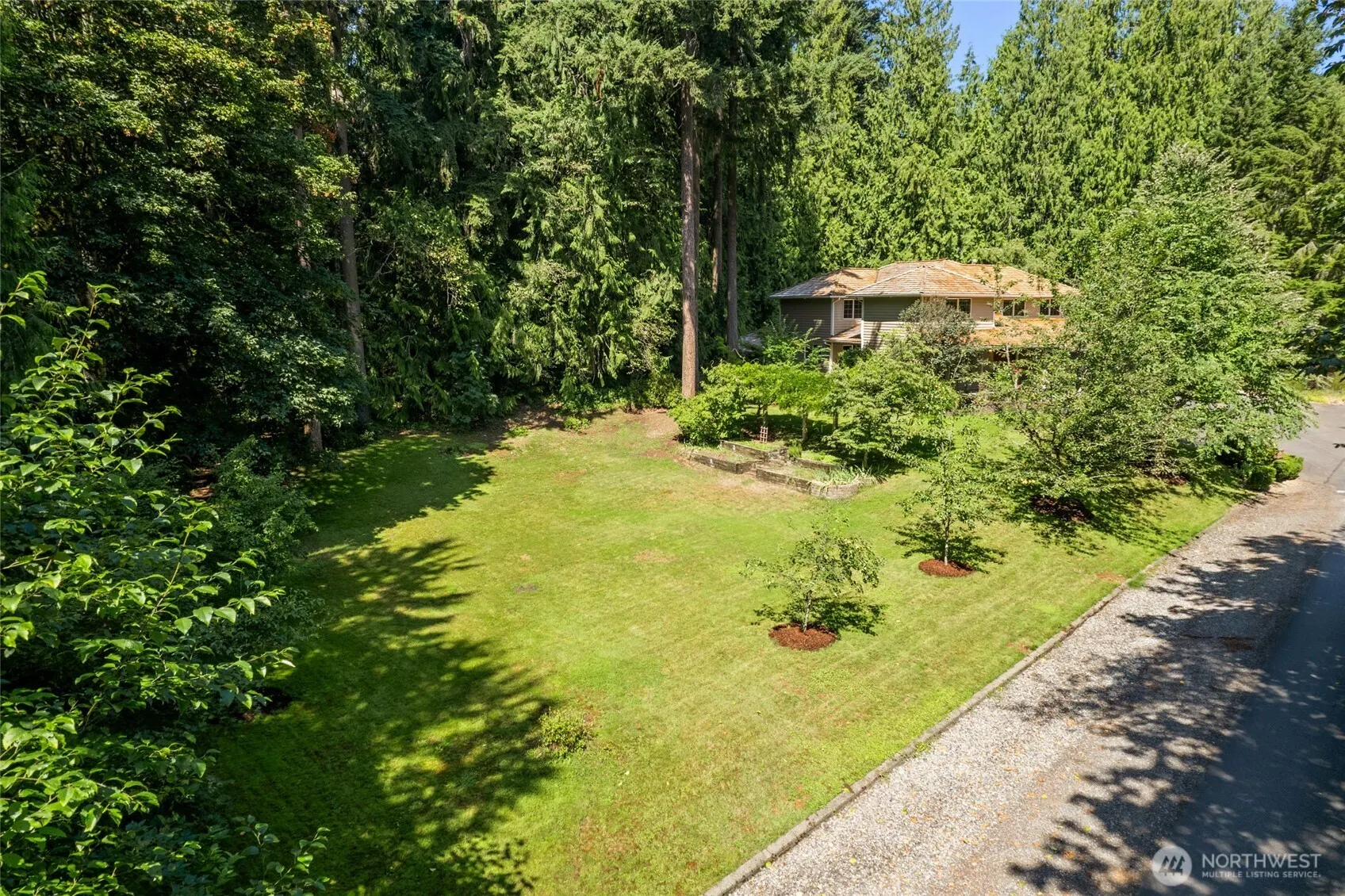 21710 NE 97th Place , Redmond, WA 98053