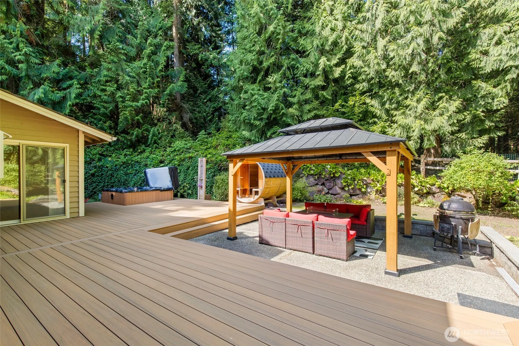 21710 NE 97th Place , Redmond, WA 98053