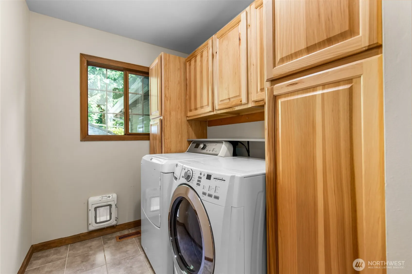 21710 NE 97th Place , Redmond, WA 98053