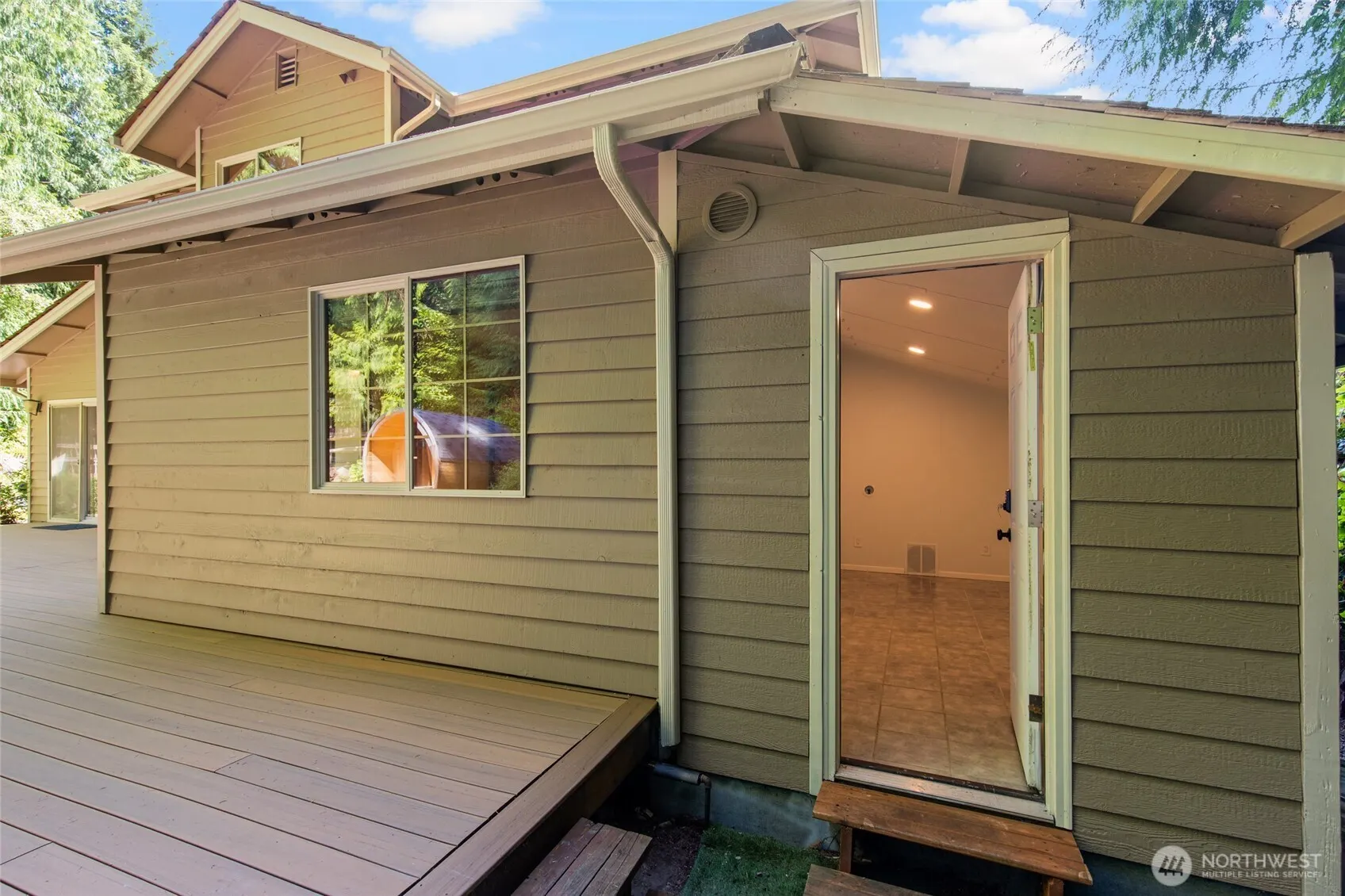 21710 NE 97th Place , Redmond, WA 98053