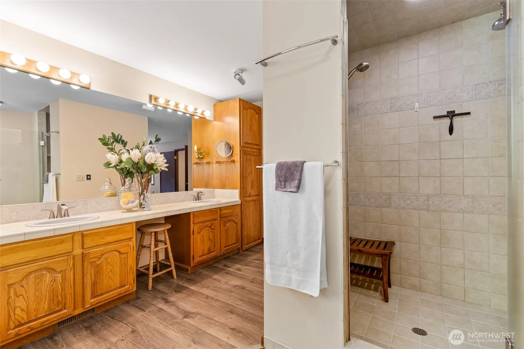 21710 NE 97th Place , Redmond, WA 98053