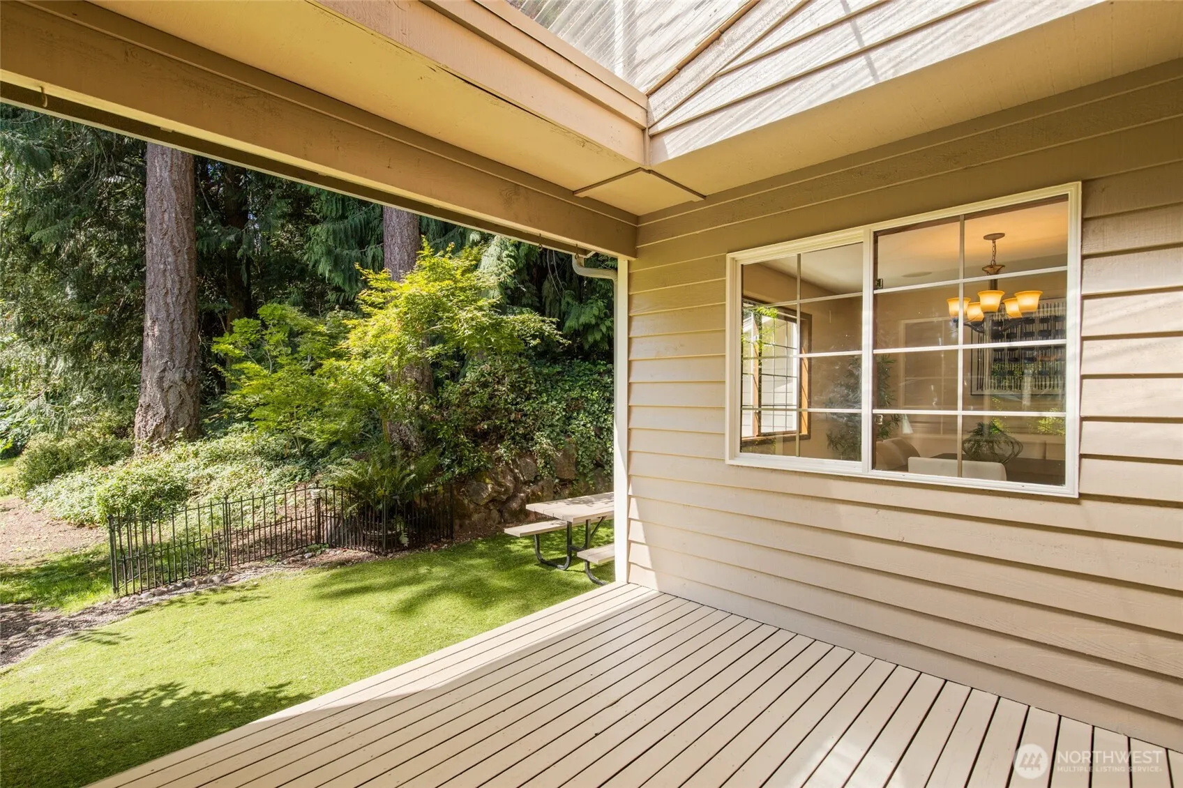 21710 NE 97th Place , Redmond, WA 98053