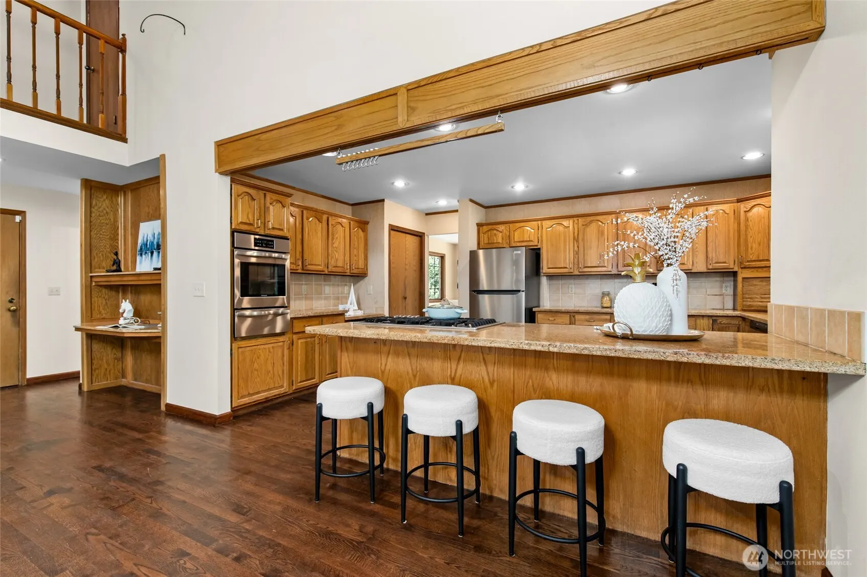 21710 NE 97th Place , Redmond, WA 98053