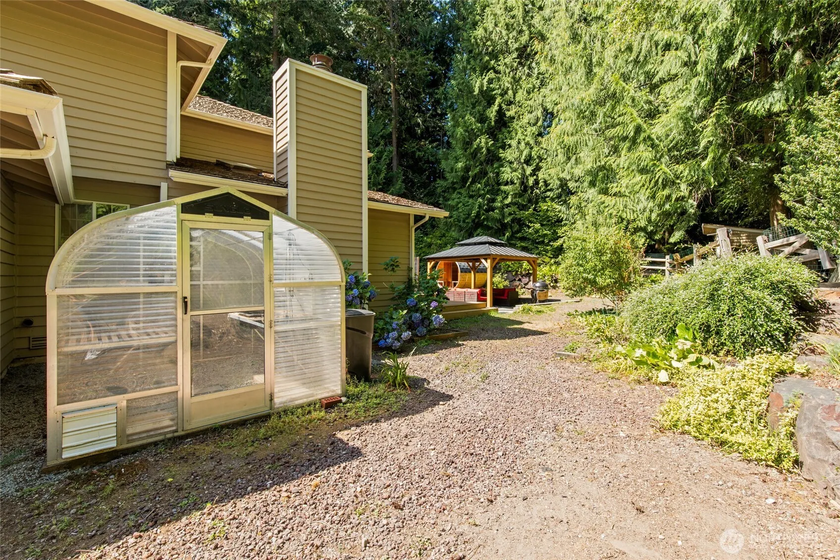 21710 NE 97th Place , Redmond, WA 98053
