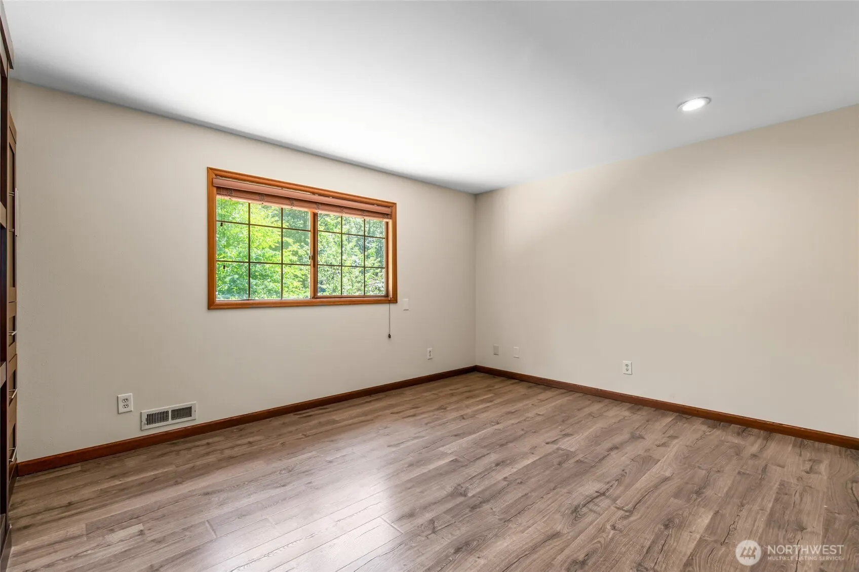 21710 NE 97th Place , Redmond, WA 98053