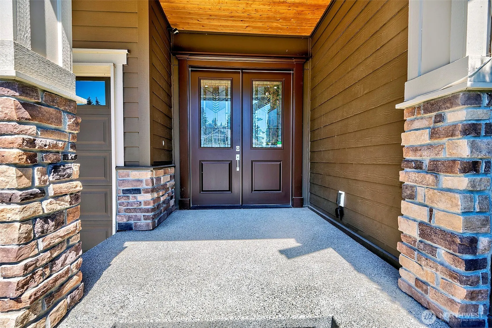 6520 SE 7th Place , Renton, WA 98059