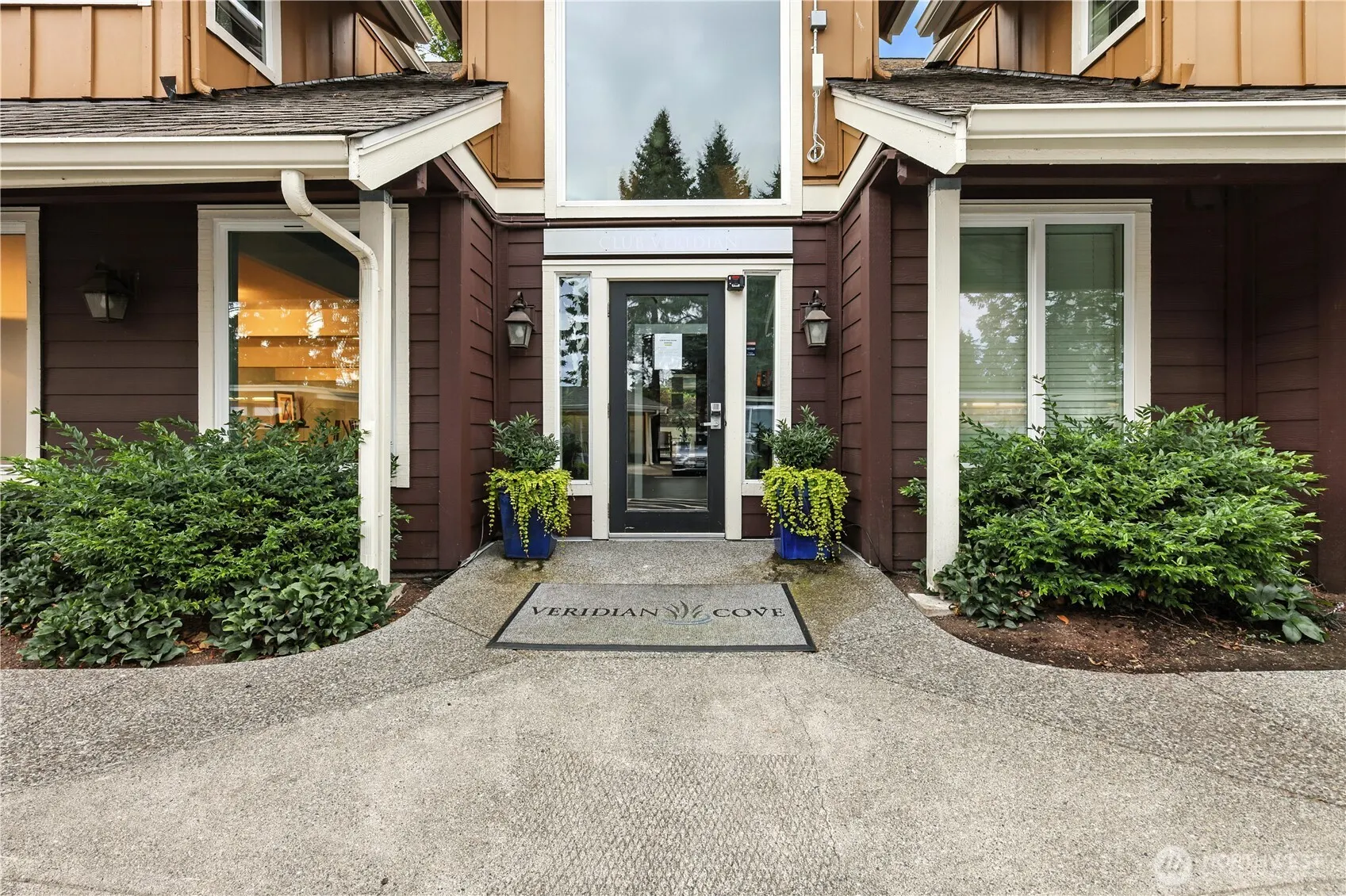 300 N 130th Street #7-111, Seattle, WA 98133