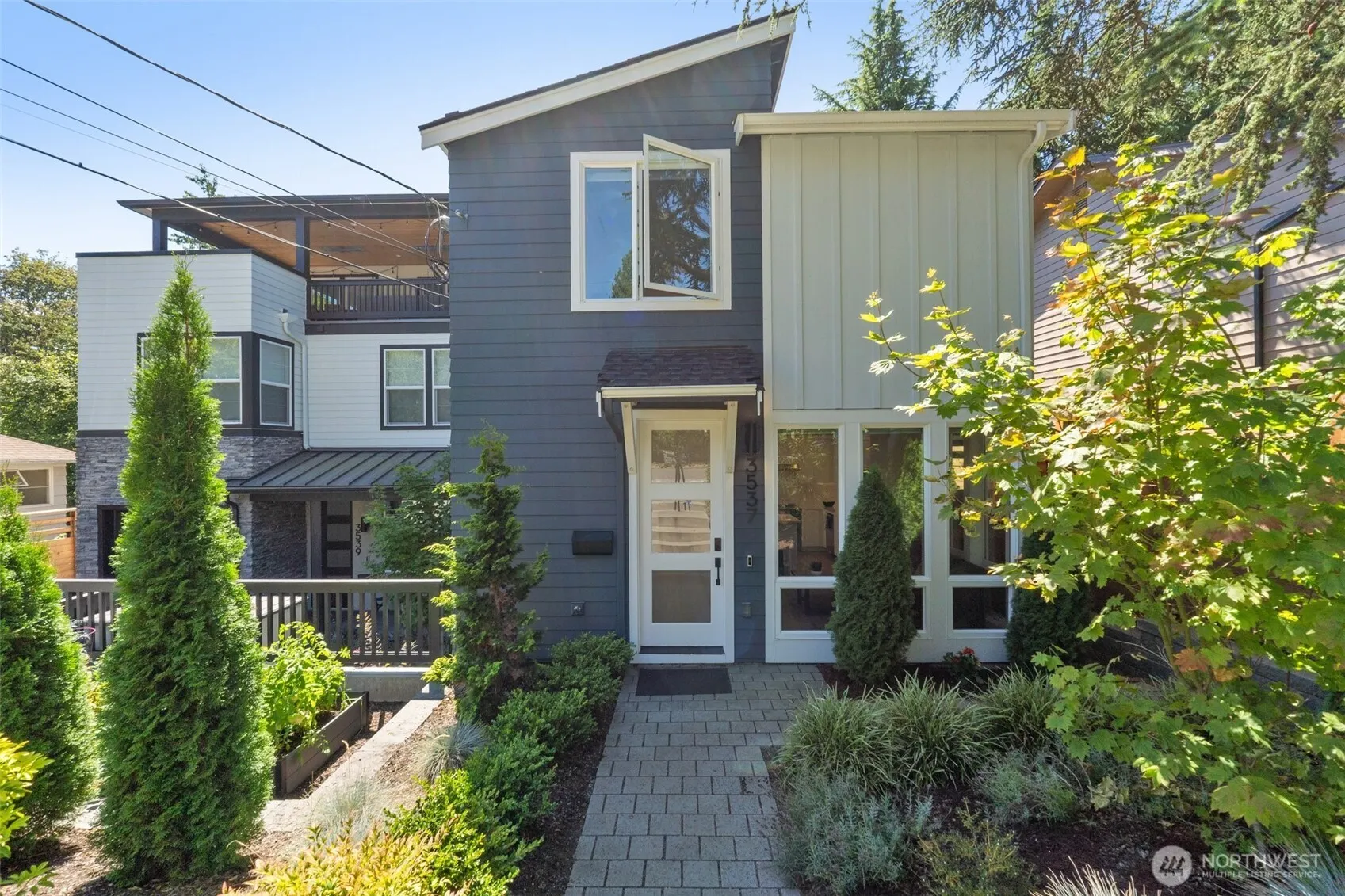 3537 NE 93rd Street , Seattle, WA 98115