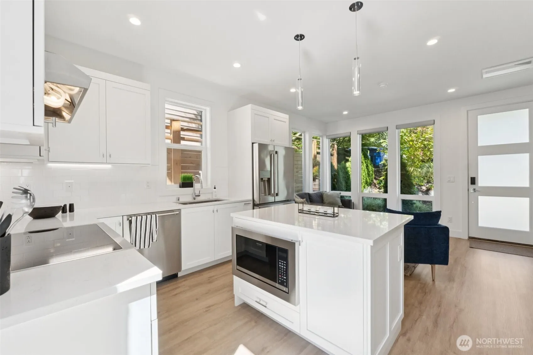 3537 NE 93rd Street , Seattle, WA 98115