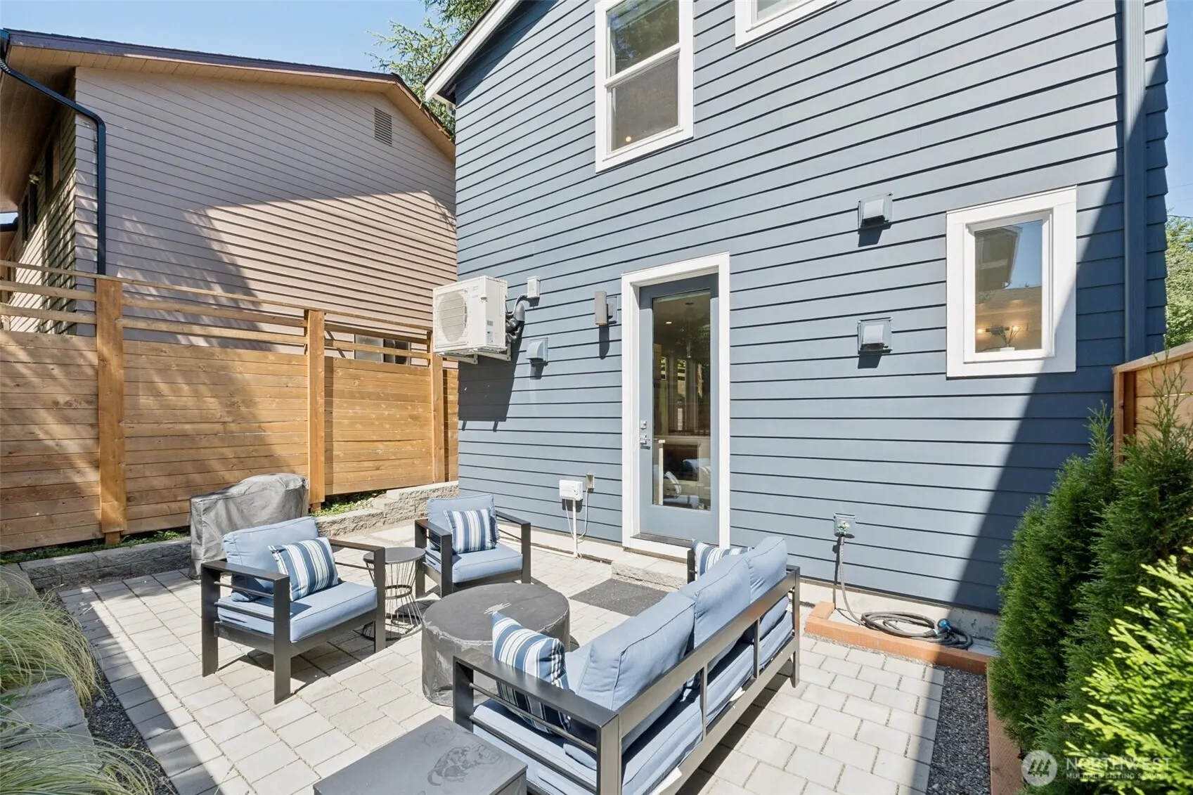 3537 NE 93rd Street , Seattle, WA 98115