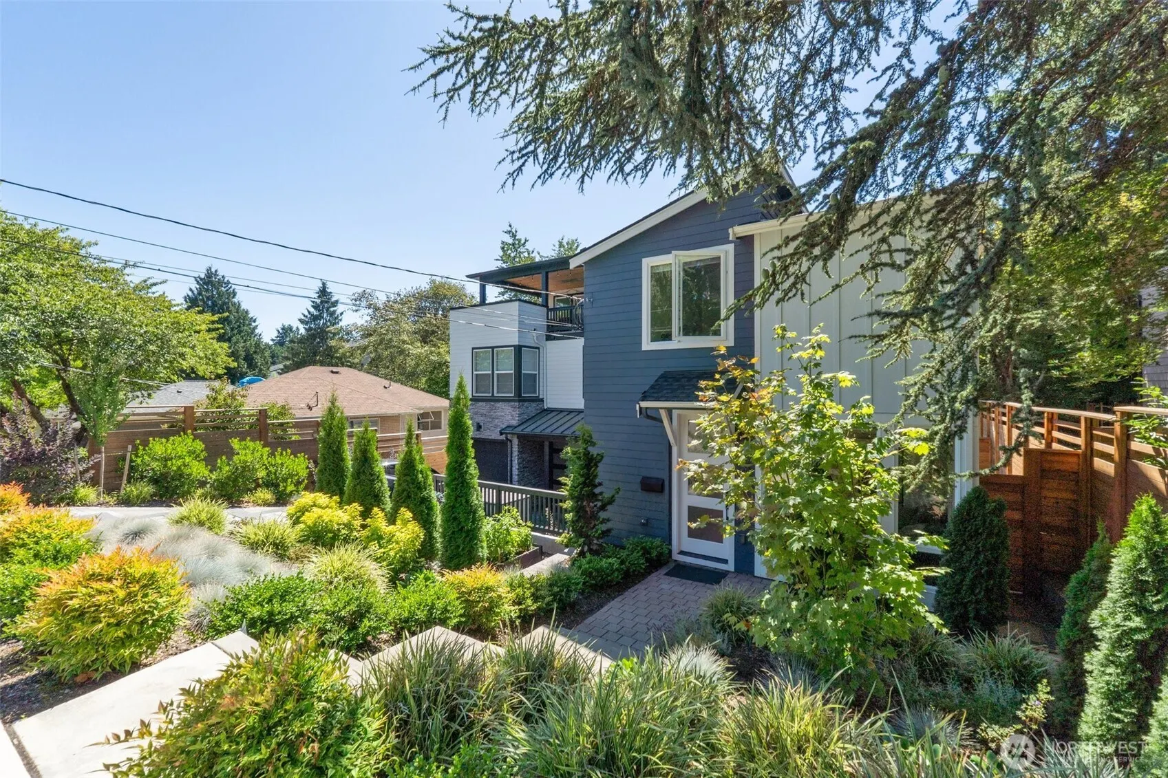 3537 NE 93rd Street , Seattle, WA 98115