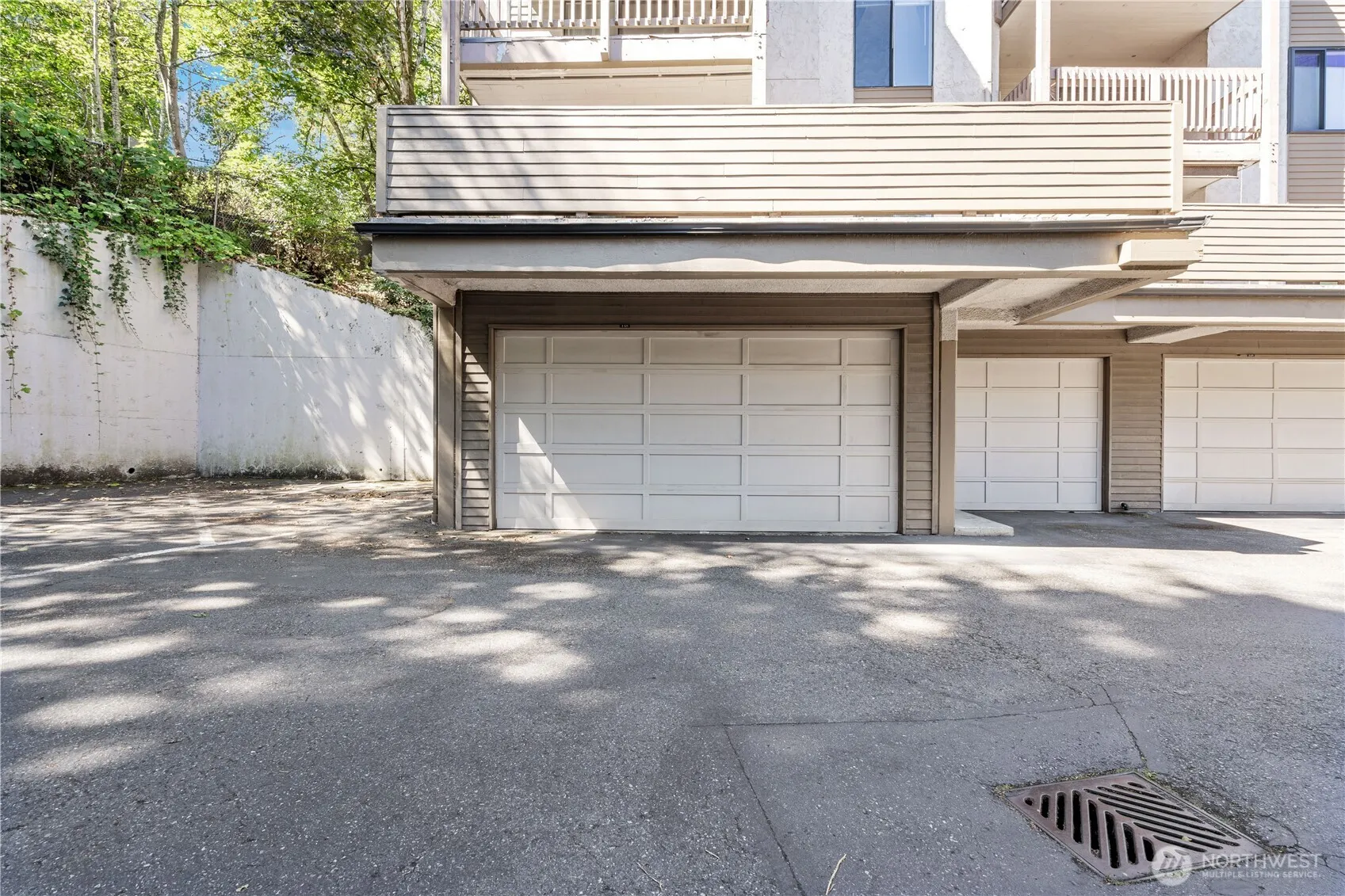 10423 NE 32nd Place #E306, Bellevue, WA 98004