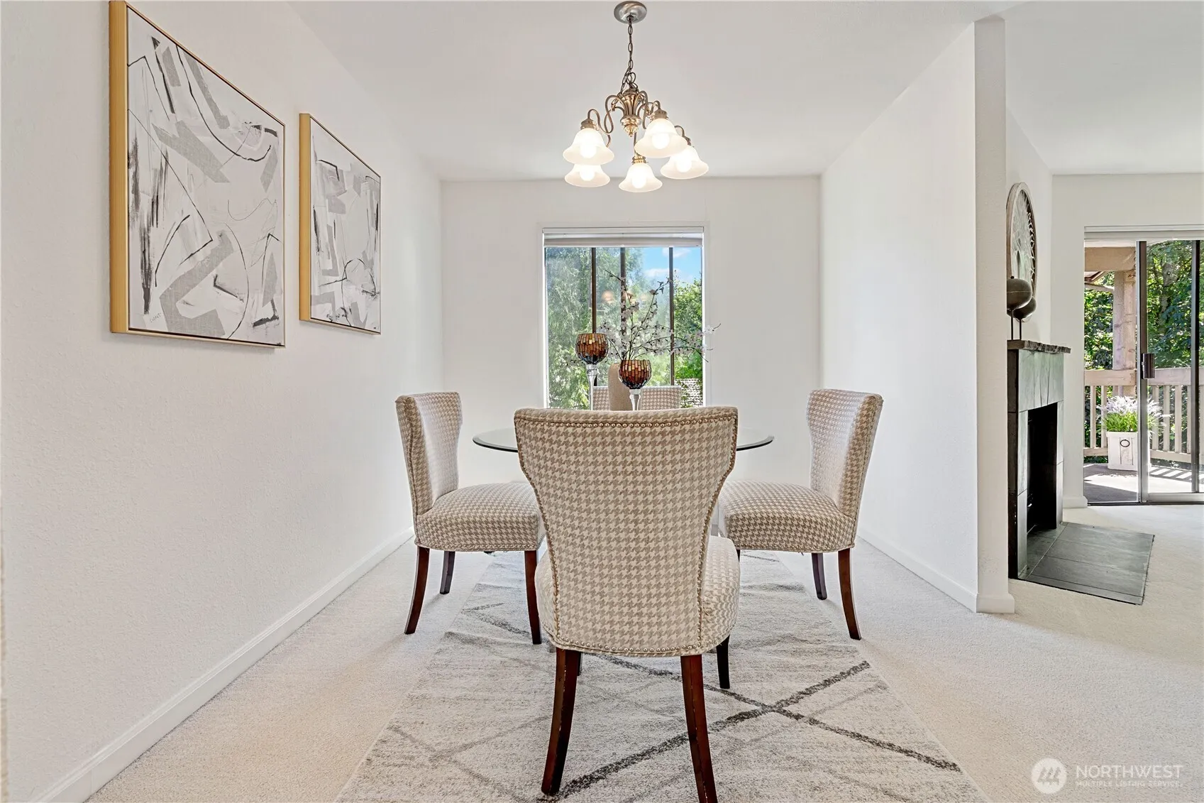 10423 NE 32nd Place #E306, Bellevue, WA 98004
